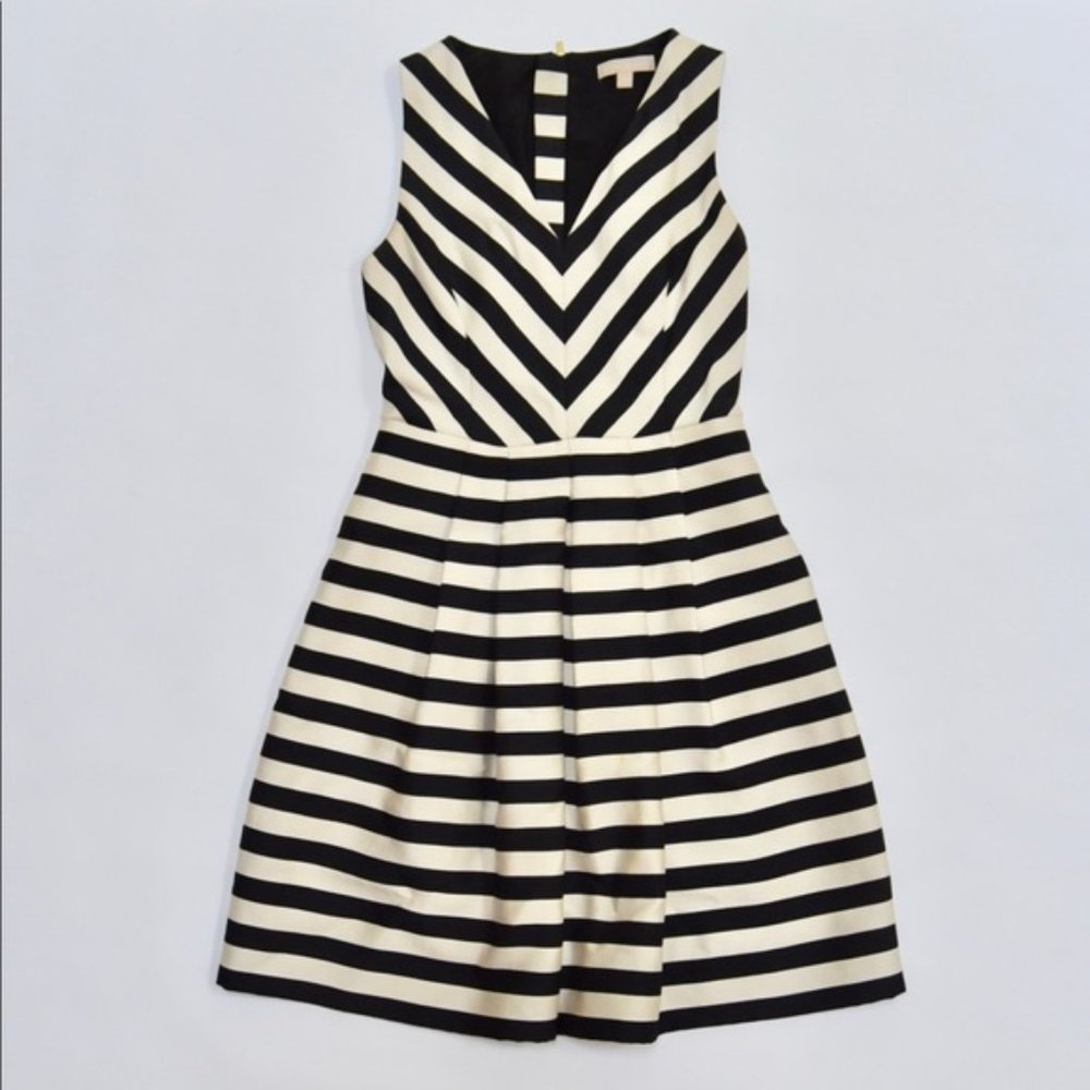 Banana Republic Black & Creme Striped Cocktail Dress Size 4